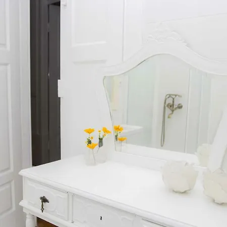 Guest house Espinho Beach House - Sea View - For 8+ Pax *