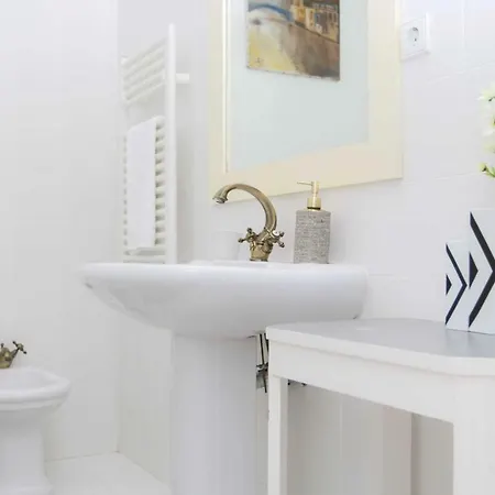 Guest house Espinho Beach House - Sea View - For 8+ Pax